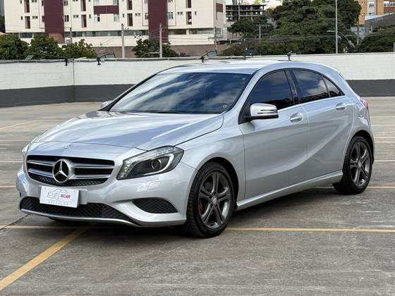 MERCEDES-BENZ A 200 1.6 TURBO 16V GASOLINA 4P AUTOMÁTICO